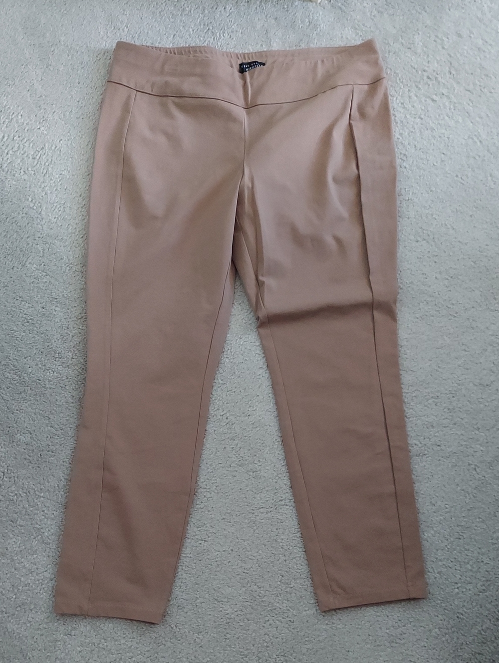 Susan Graver Pull On Knit Ankle Leggings